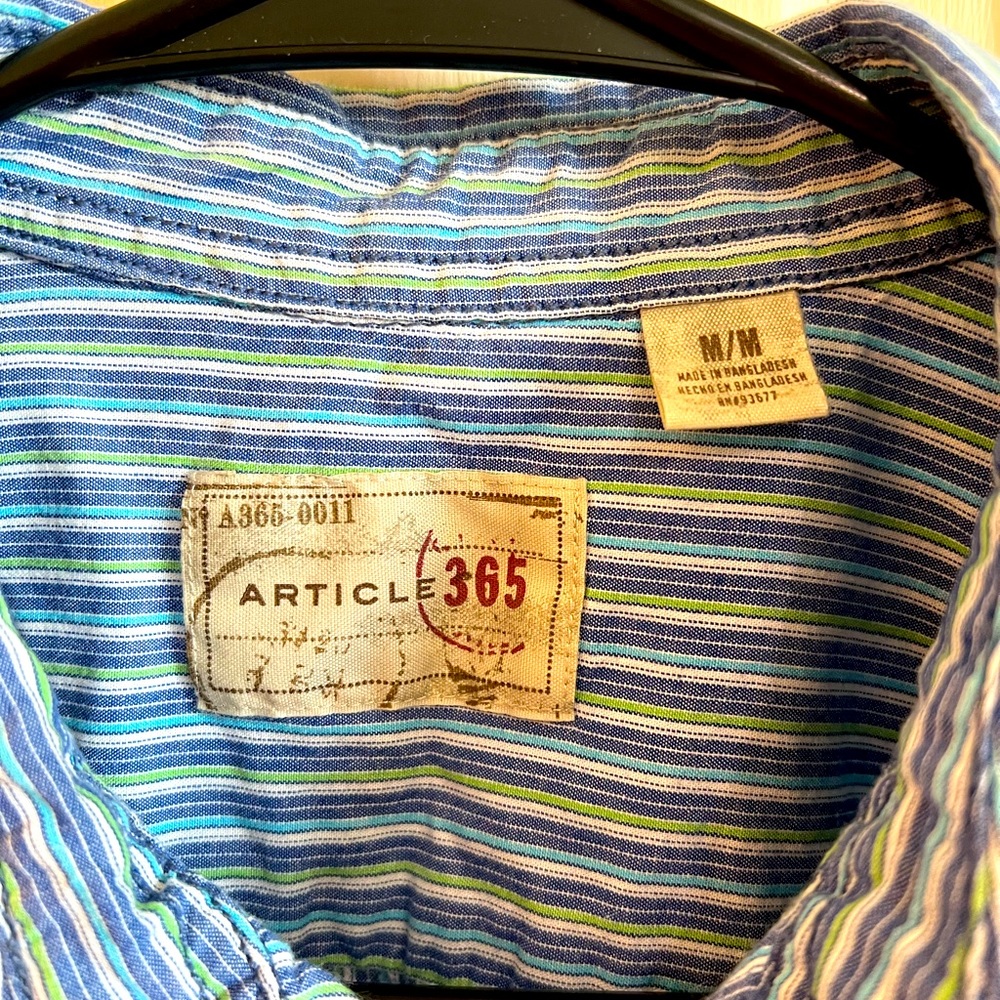 Article 365, lightly used, size Medium, button down long sleeve shirt.